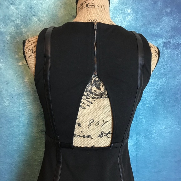 BCBG Mini Black Line Leather open back Dress Sz 4 - Picture 5 of 7